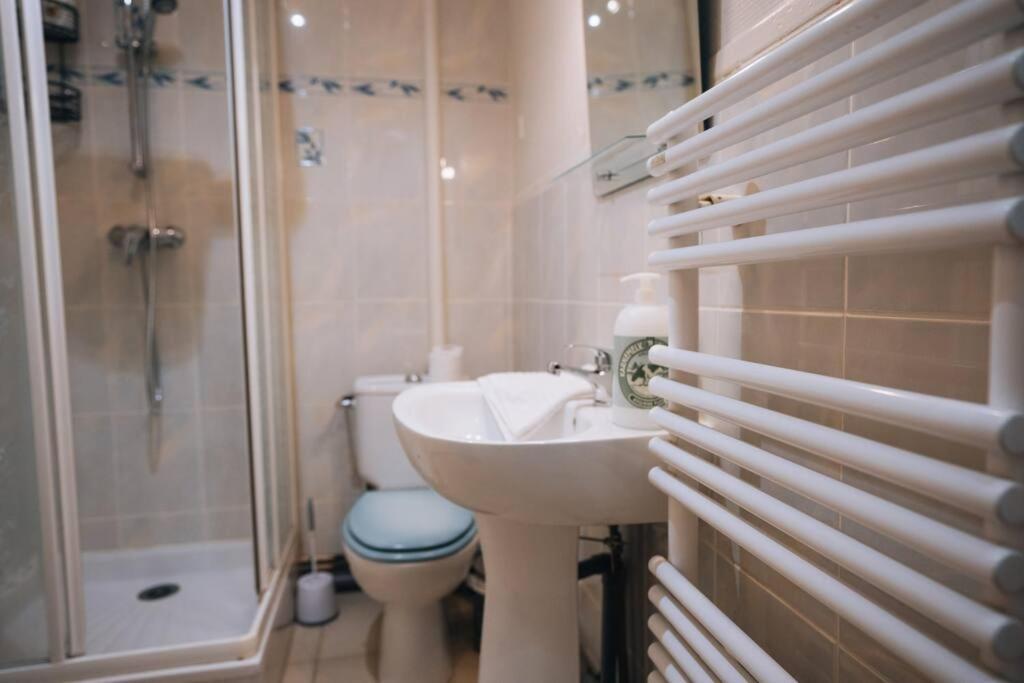 A Hauteur De Toits • Le Spacieux En Coeur De Ville Châteauroux Buitenkant foto